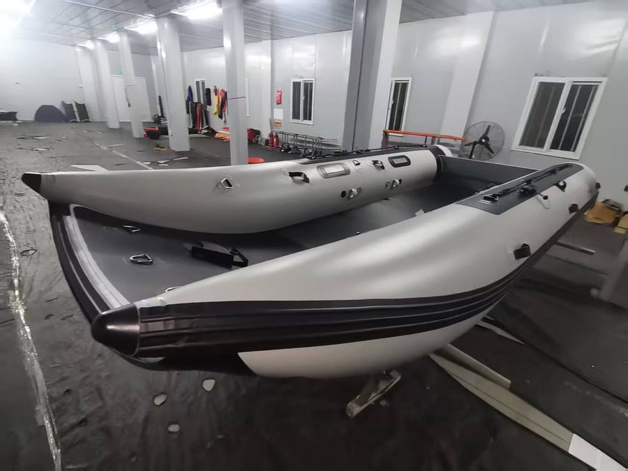 Aerowave Viper Non-Skid Floor