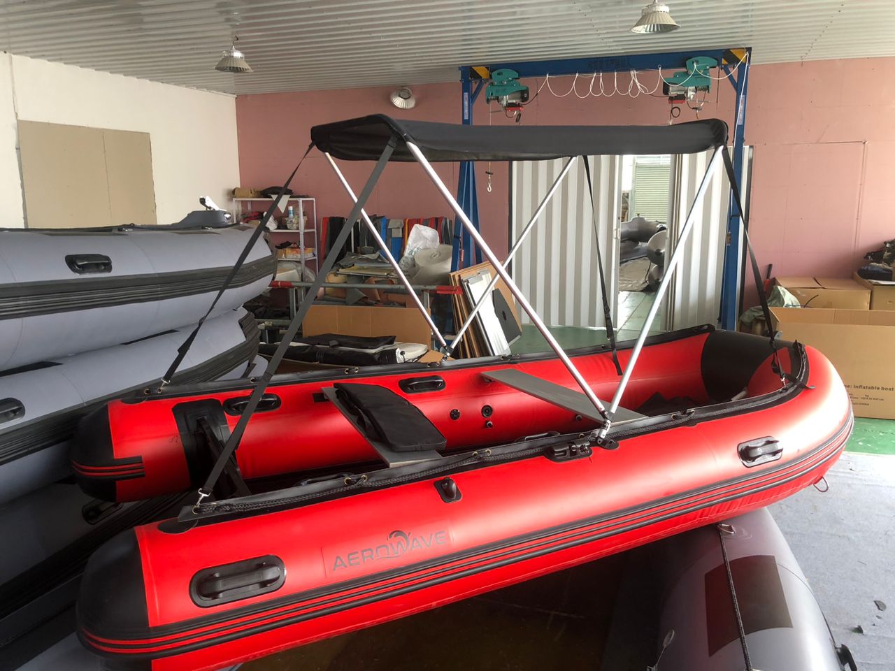 Aerowave Sport Series with bimini sun top