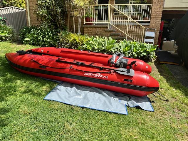 Aerowave WaveRunner 380 Series 3 Catamaran Package
