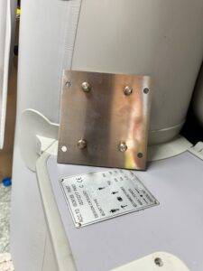 Transom mounting plate for wheel set