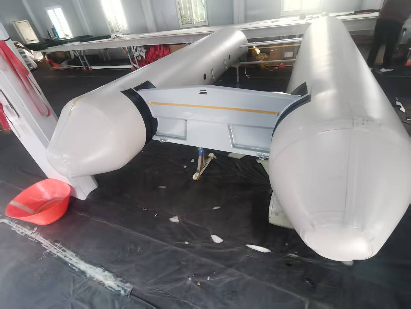 Viper 400 half-built factory detail